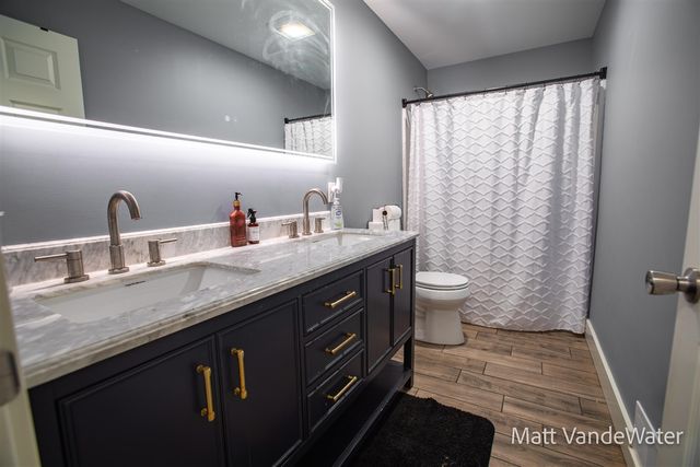 6771 E Four Seasons Drive, Newaygo, MI 49337