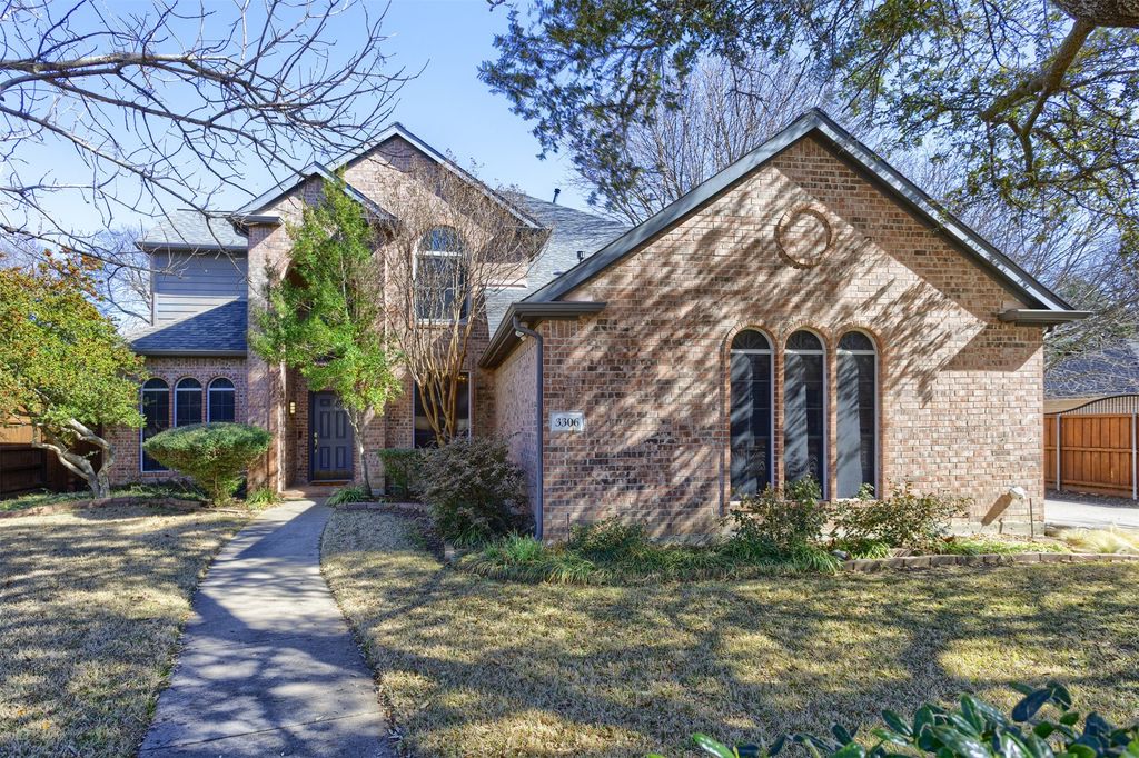 3306 Harbor Pointe Drive, Rowlett, TX 75088