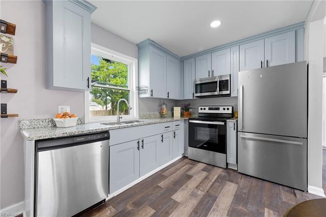 11 Langley AVE, Newport News, VA 23601