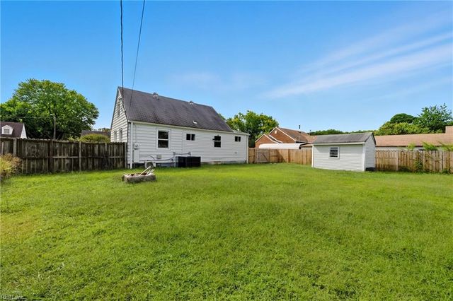 11 Langley AVE, Newport News, VA 23601