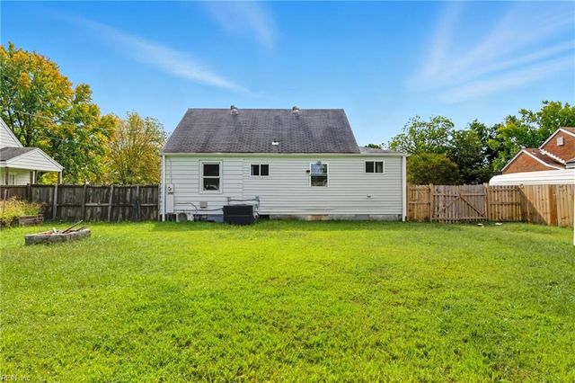 11 Langley AVE, Newport News, VA 23601