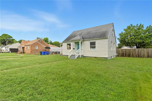 11 Langley AVE, Newport News, VA 23601