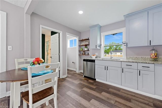 11 Langley AVE, Newport News, VA 23601