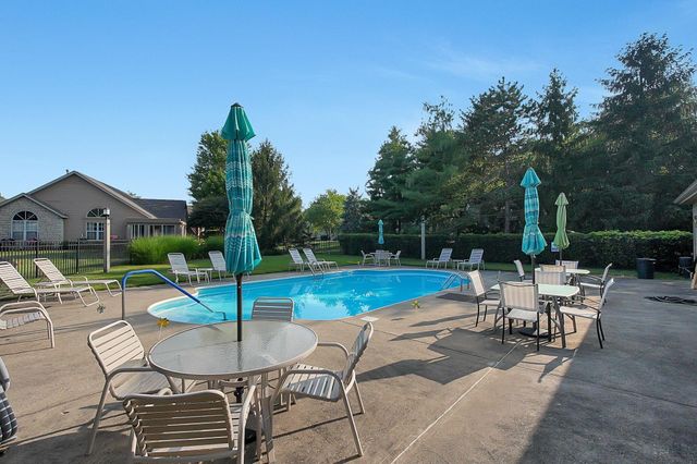 102 Canterbrick Drive, Westerville, OH 43082