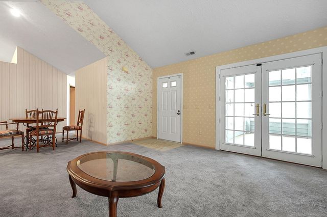 102 Canterbrick Drive, Westerville, OH 43082