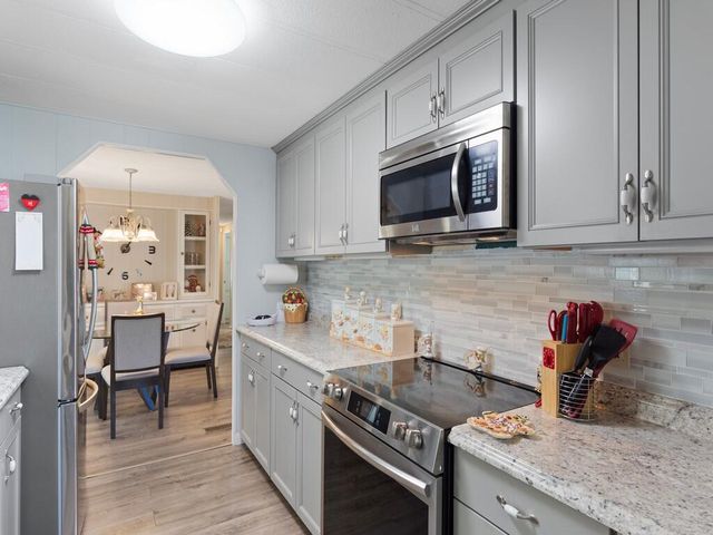 10 SE Iberian Lane, Port St. Lucie, Port St Lucie, FL 34952