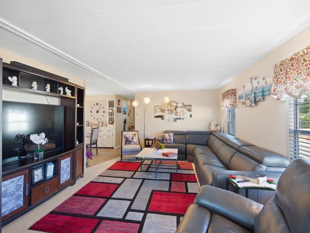 10 SE Iberian Lane, Port St. Lucie, Port St Lucie, FL 34952