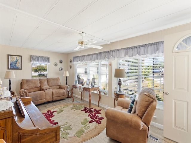 10 SE Iberian Lane, Port St. Lucie, Port St Lucie, FL 34952