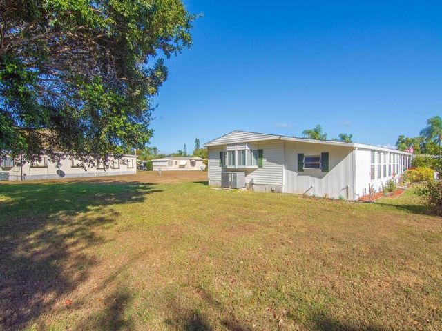 10 SE Iberian Lane, Port St. Lucie, Port St Lucie, FL 34952