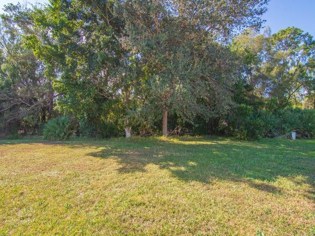 10 SE Iberian Lane, Port St. Lucie, Port St Lucie, FL 34952