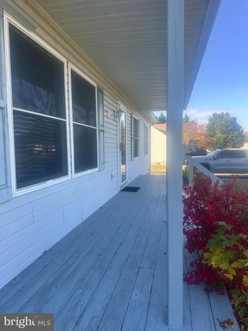 26 CIRCLE DR W, Milton, DE 19968