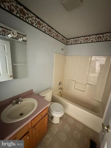 26 CIRCLE DR W, Milton, DE 19968