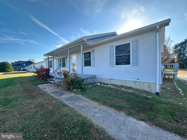 26 CIRCLE DR W, Milton, DE 19968