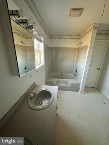 26 CIRCLE DR W, Milton, DE 19968