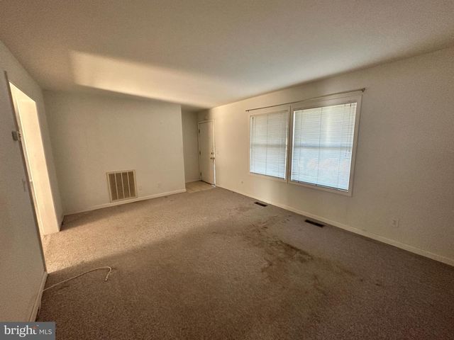 26 CIRCLE DR W, Milton, DE 19968