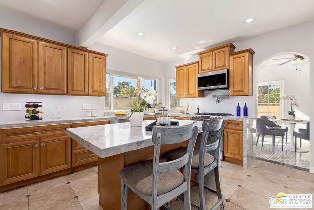 404 E Randolph Street, Glendale, CA 91207