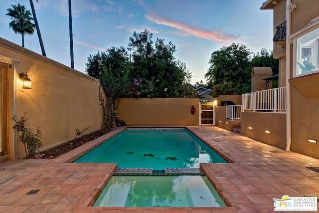 404 E Randolph Street, Glendale, CA 91207