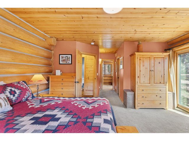 470 Big John Rd, Lyons, CO 80540