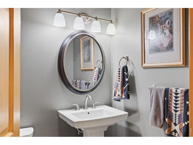 470 Big John Rd, Lyons, CO 80540