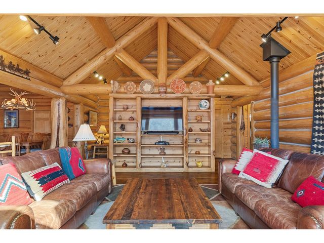 470 Big John Rd, Lyons, CO 80540