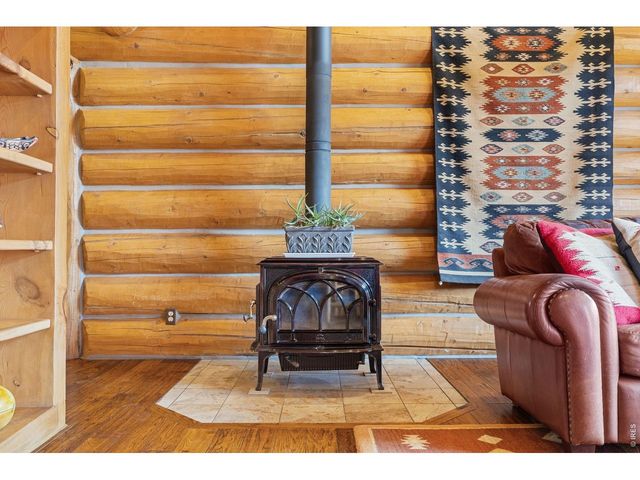 470 Big John Rd, Lyons, CO 80540