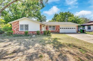 5228 Bonnie Wayne Street, Haltom City, TX 76117