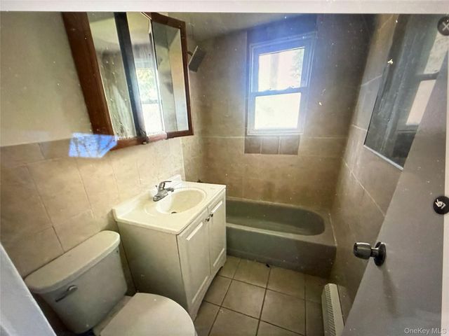 5A Hemlock Drive, Bay Shore, NY 11706