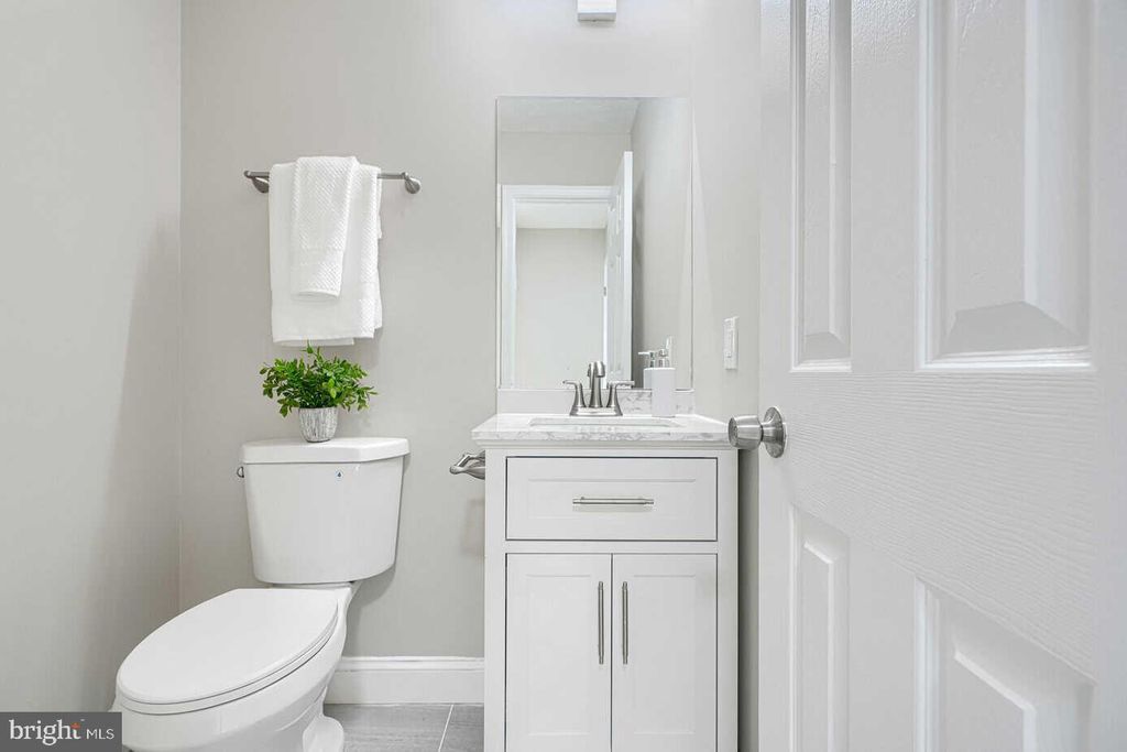 Image 12 of property listing at 2213 MELROSE LN, Forest Hill, MD 21050