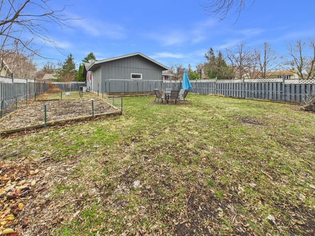 1507 29th Avenue N, Saint Cloud, MN 56303