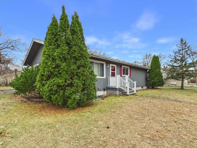 1507 29th Avenue N, Saint Cloud, MN 56303