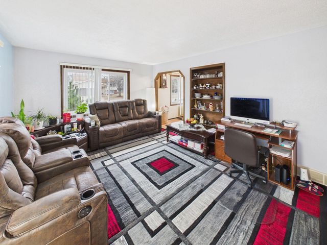 1507 29th Avenue N, Saint Cloud, MN 56303