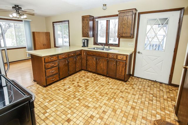 1507 29th Avenue N, Saint Cloud, MN 56303