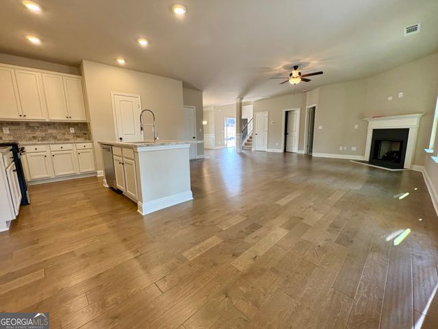 966 Lakeview Oaks Court 27-B, Grayson, GA 30017