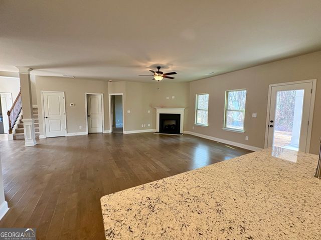 966 Lakeview Oaks Court 27-B, Grayson, GA 30017