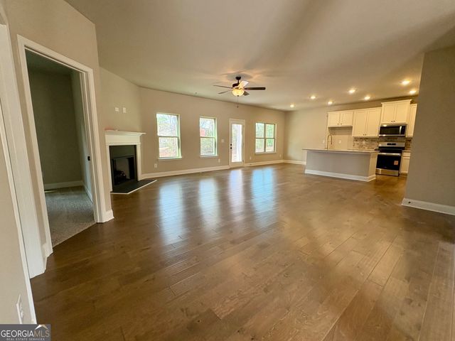 966 Lakeview Oaks Court 27-B, Grayson, GA 30017