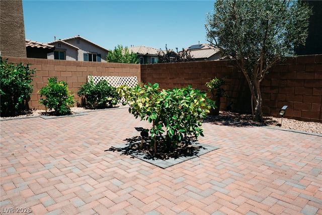 10842 Mattoon Bay Court, Las Vegas, NV 89179