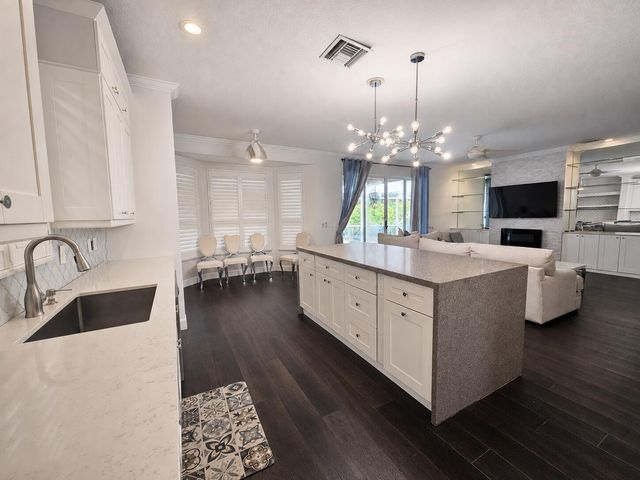 8682 Via Ancho Road, Boca Raton, FL 33433