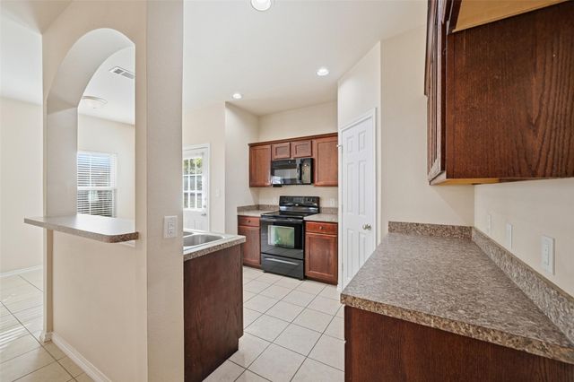 813 Parkplace Ridge 813, Princeton, TX 75407