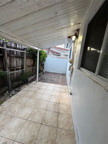 540 Beacom Boulevard 540, Miami, FL 33135