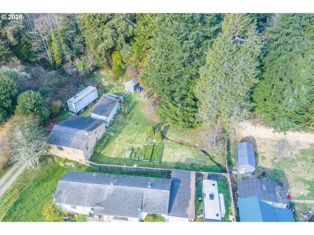 1266 S 14TH St, Coos Bay, OR 97420