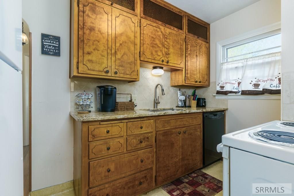 Image 13 of property listing at 231 N 14th Avenue, Pocatello, ID 83201