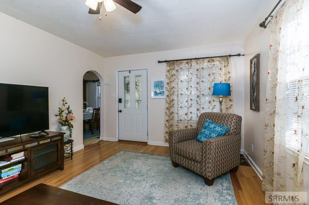 Image 5 of property listing at 231 N 14th Avenue, Pocatello, ID 83201