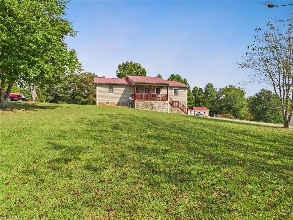 1368 Middle Road, Stony Point, NC 28678