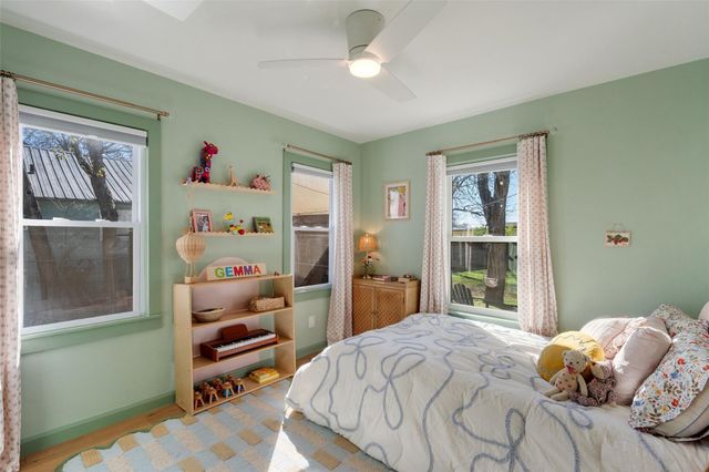 909 E 50th ST, Austin, TX 78751