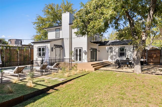 909 E 50th ST, Austin, TX 78751