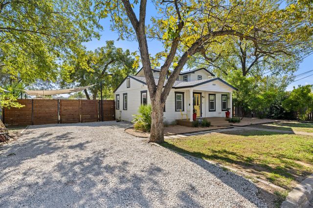 909 E 50th ST, Austin, TX 78751