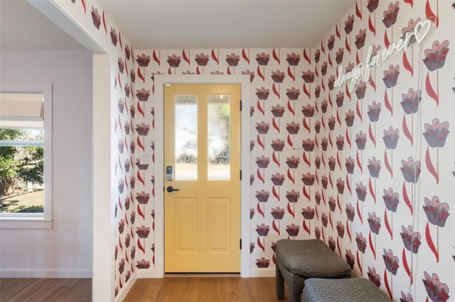 909 E 50th ST, Austin, TX 78751