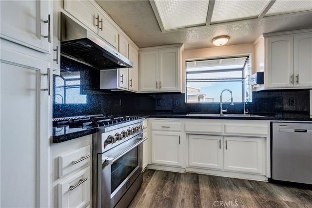 13920 Dos Palmas, Victorville, CA 92392