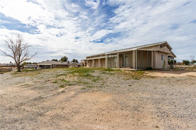 13920 Dos Palmas, Victorville, CA 92392
