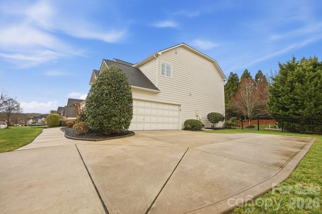 1710 Laurel Hill Drive, Waxhaw, NC 28173